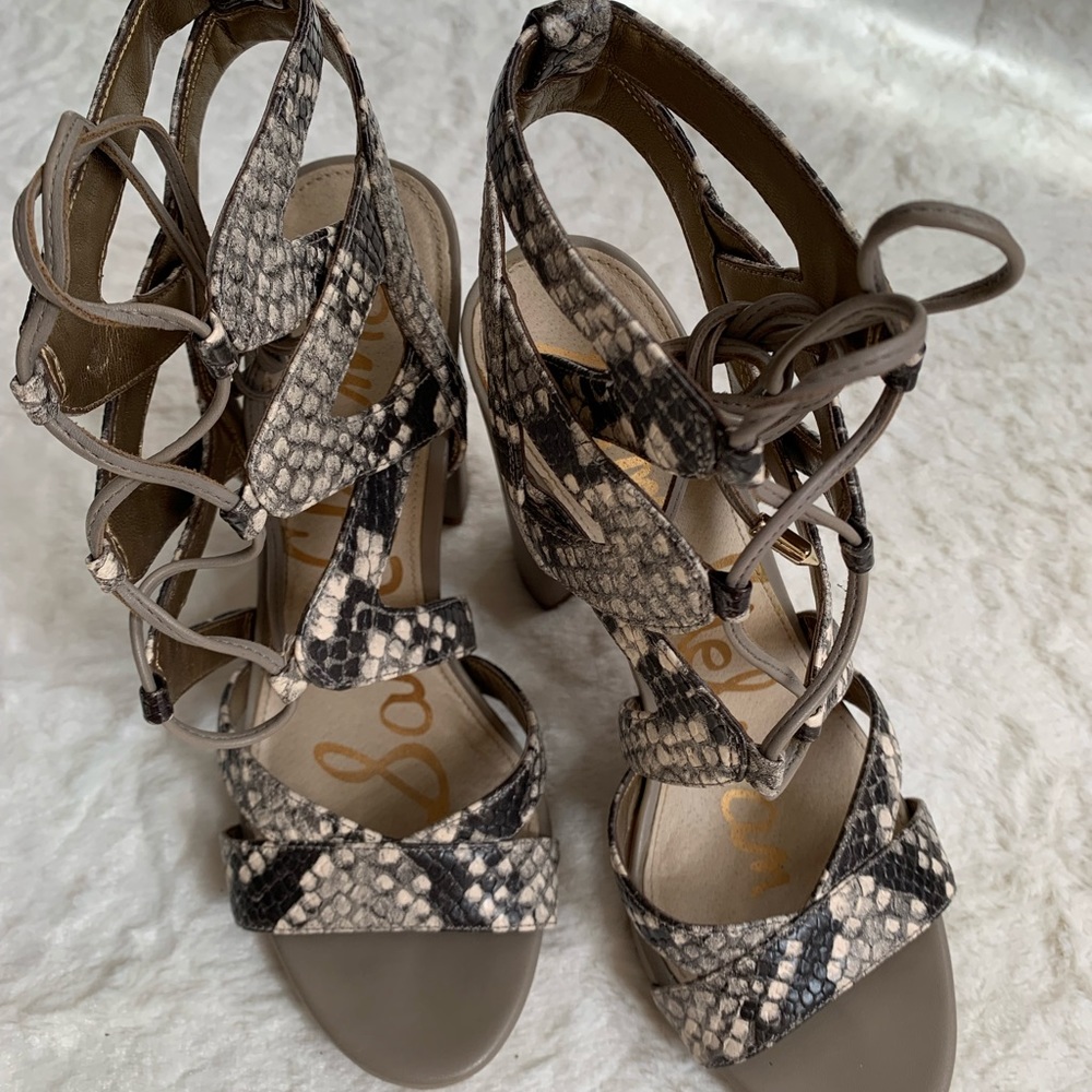 Sandals 👡 - Picture 7 of 16
